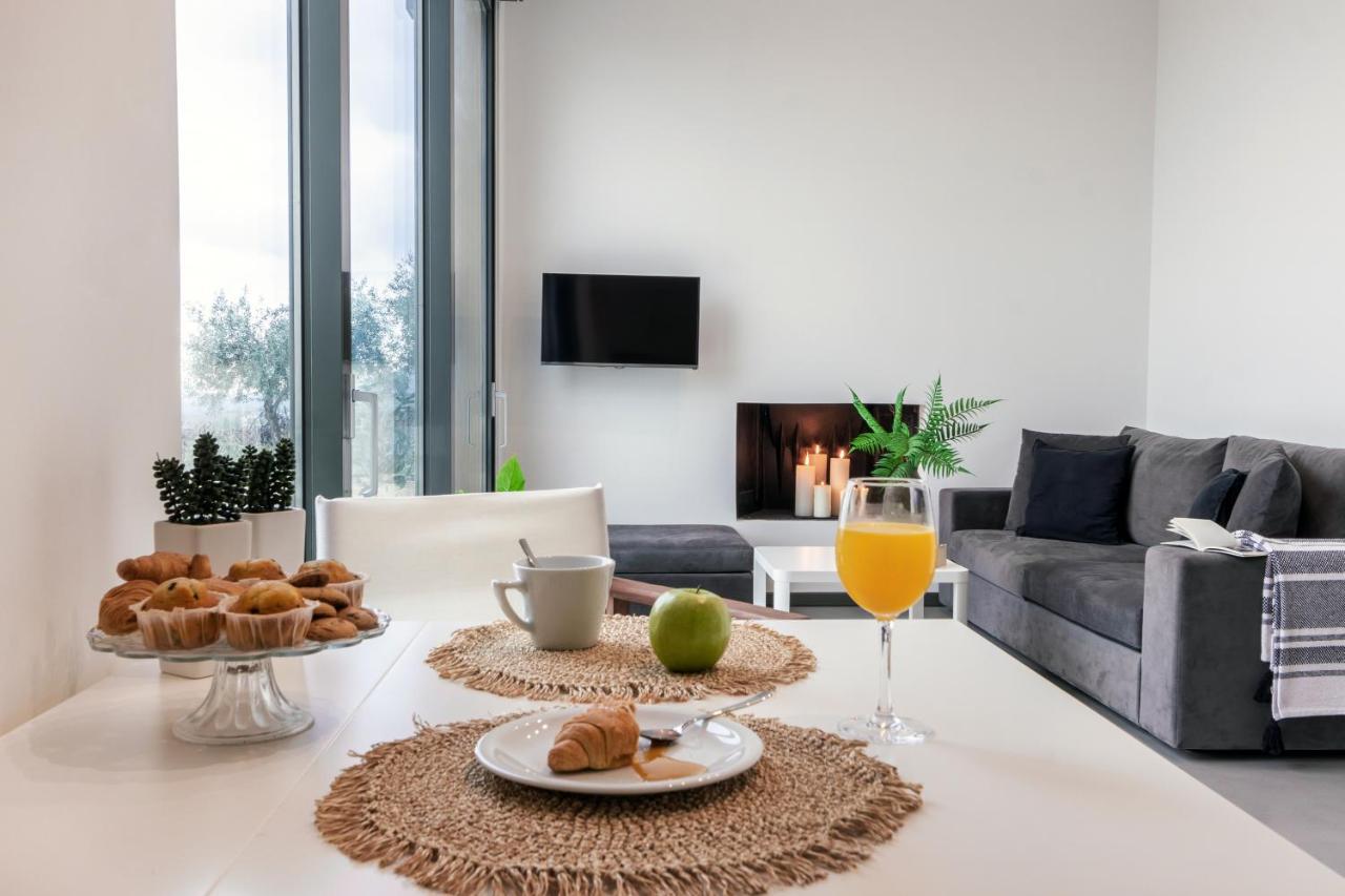 Assos Villas Corinth ภายนอก รูปภาพ