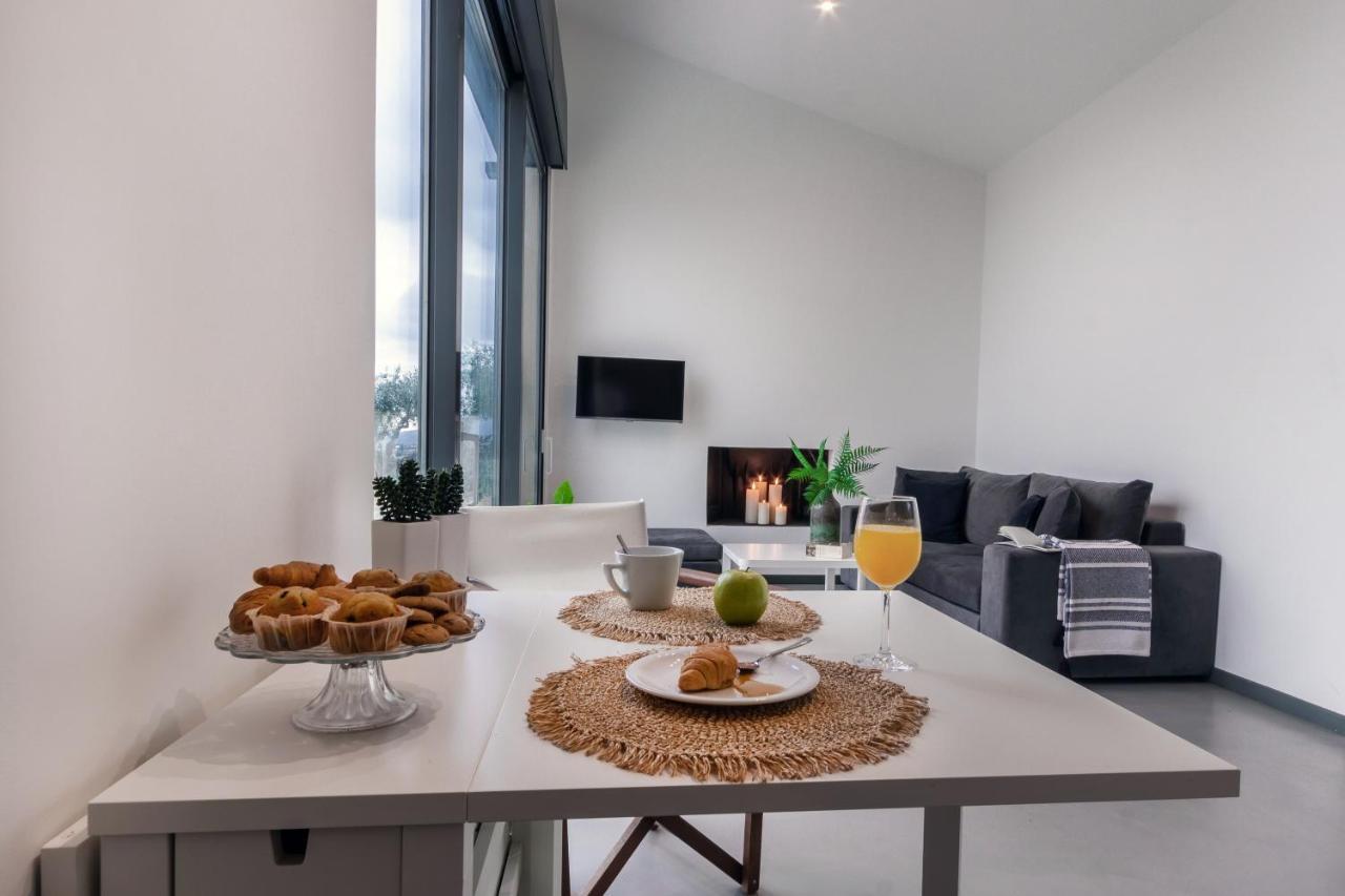 Assos Villas Corinth ภายนอก รูปภาพ