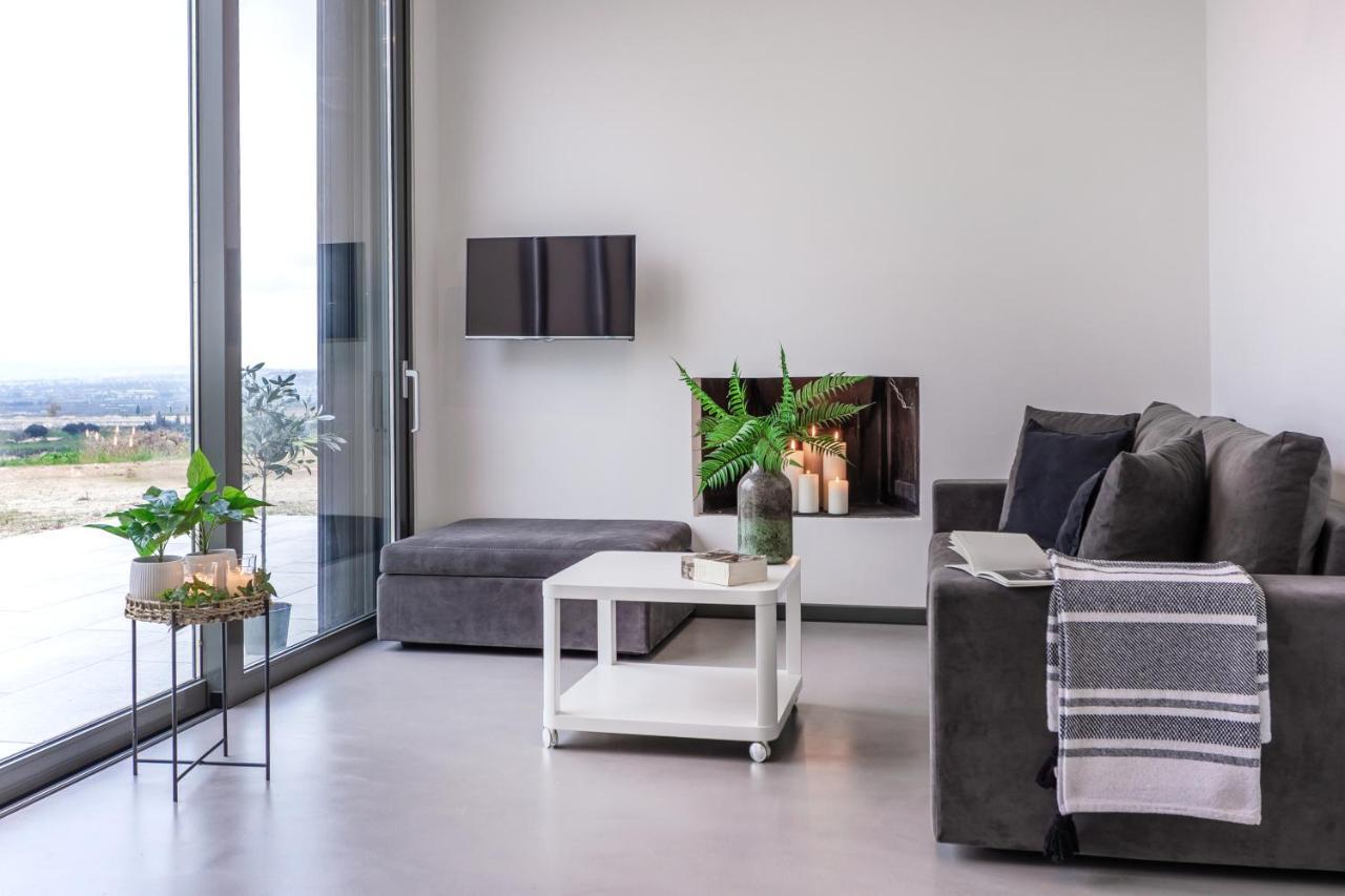 Assos Villas Corinth ภายนอก รูปภาพ